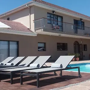 La Roche ** Cape Town
